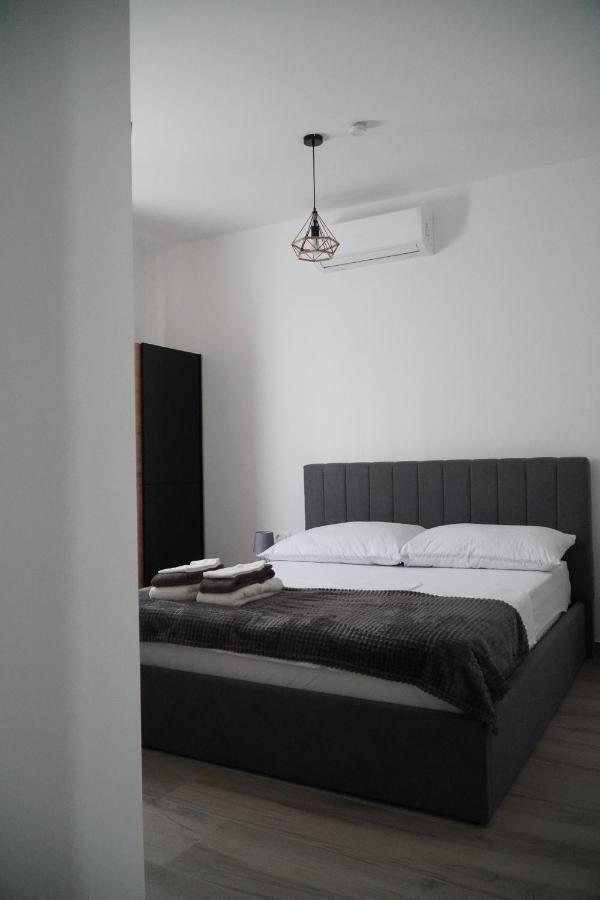 Fjaka Apartments & Rooms Šibenik Chambre photo