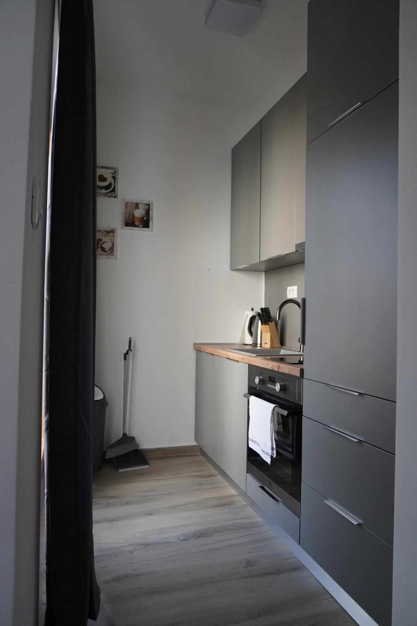 Fjaka Apartments & Rooms Šibenik Extérieur photo